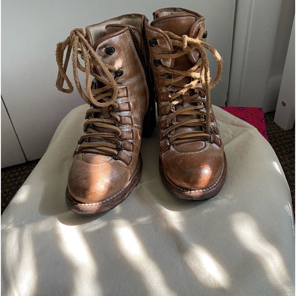 Freebird Devin Boots - Picture 2 of 6